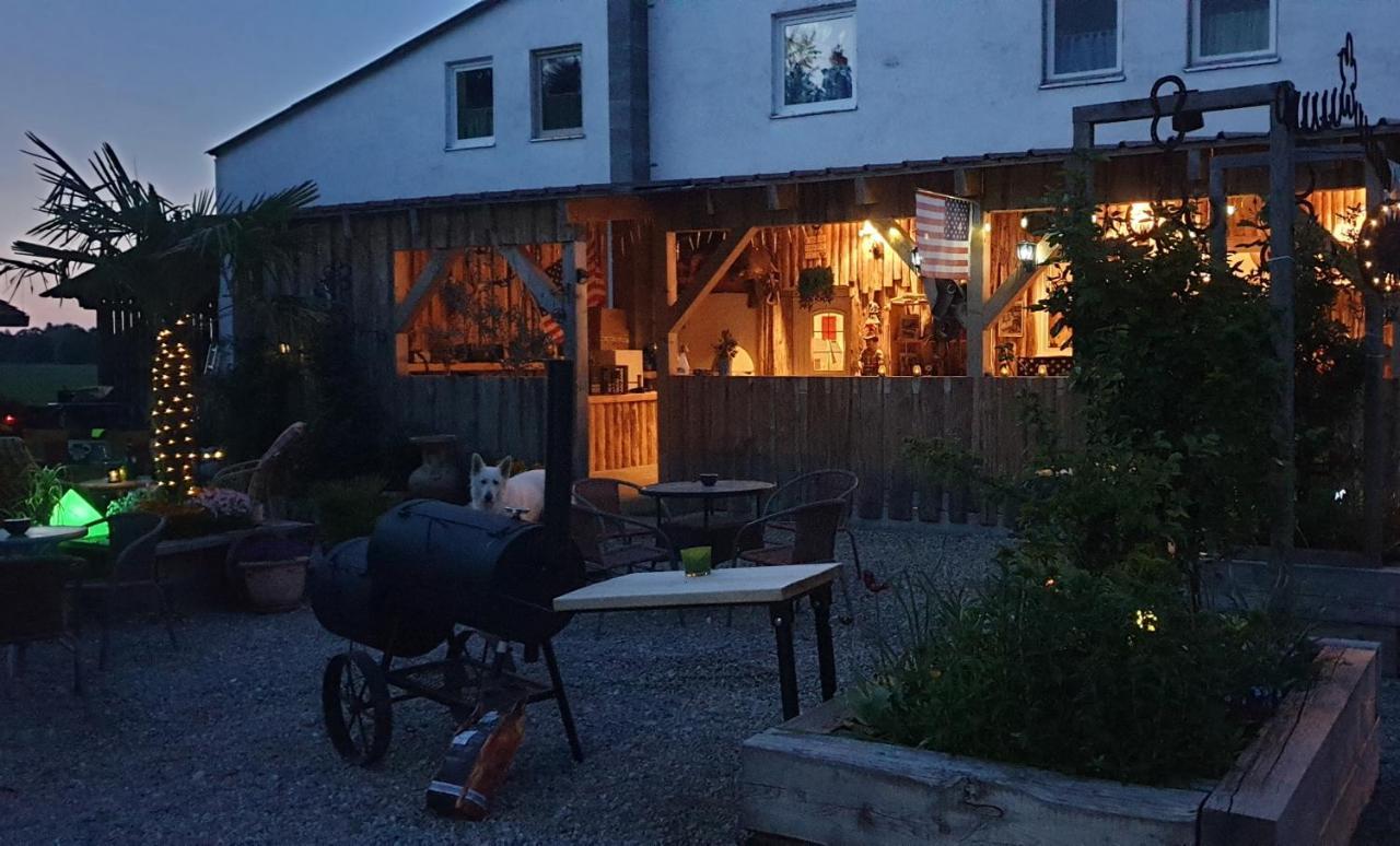 Chrom Ranch Reiterhof Bed & Breakfast Меминген Екстериор снимка